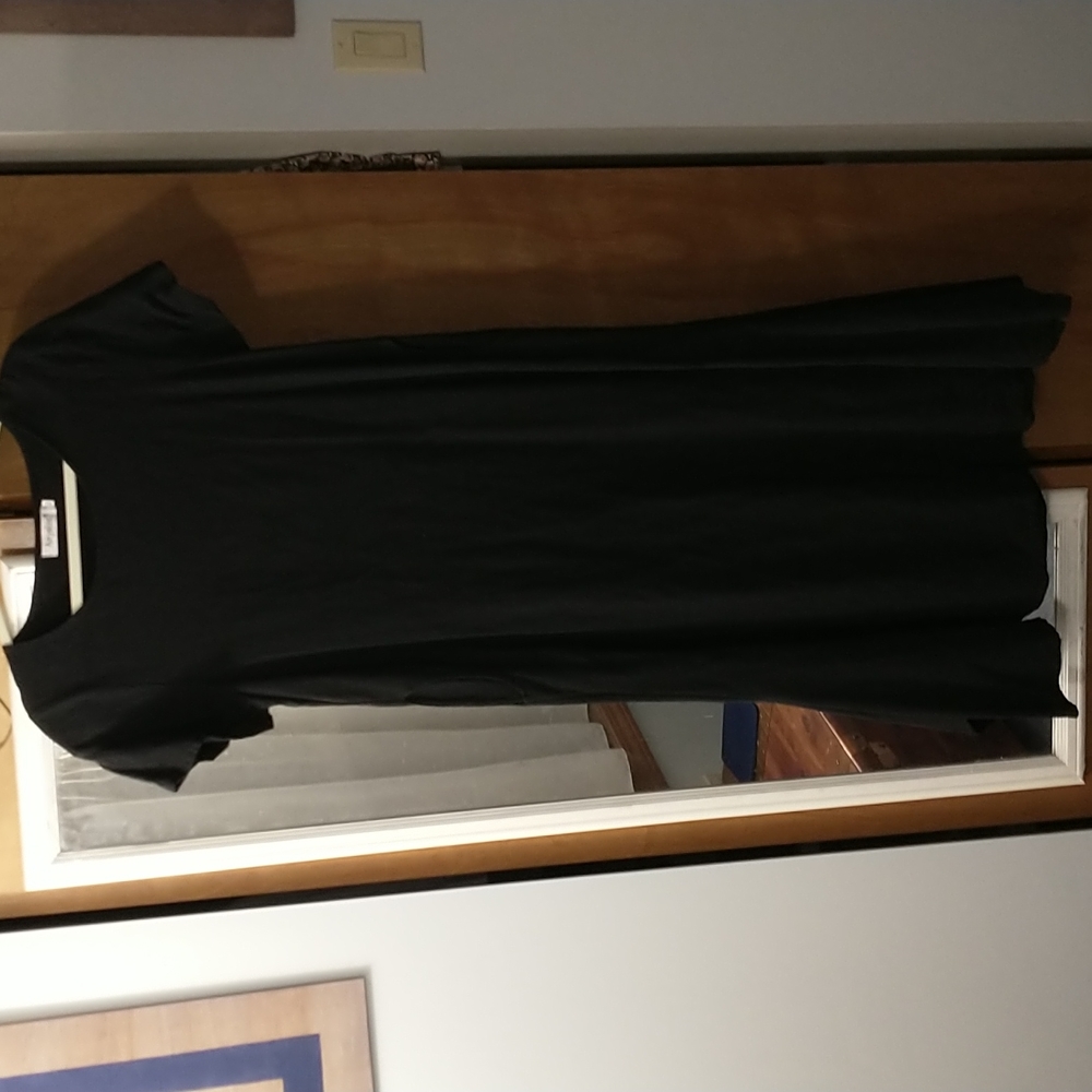 Anysize linen black dress midi length short sleeve semi handkerchief hem